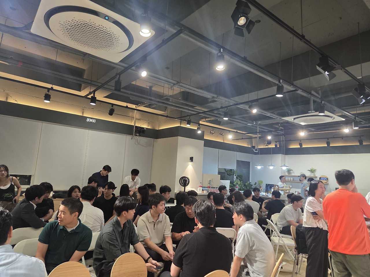 일론 머스크 척하는 3만 명 중 찐 가려내기 현장 사진 8