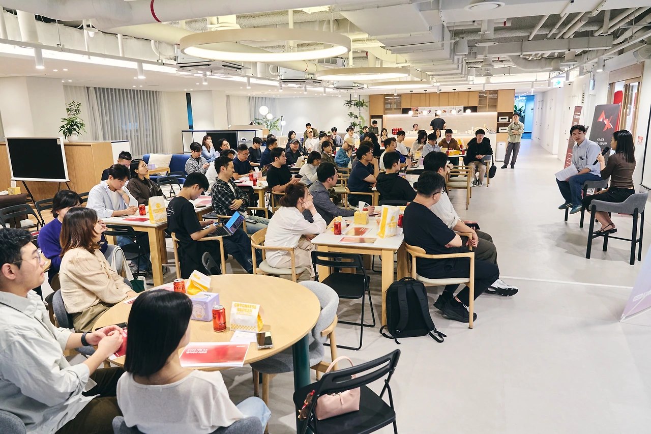 97% say they need AI training. 82% still can't use it at work, photo 33