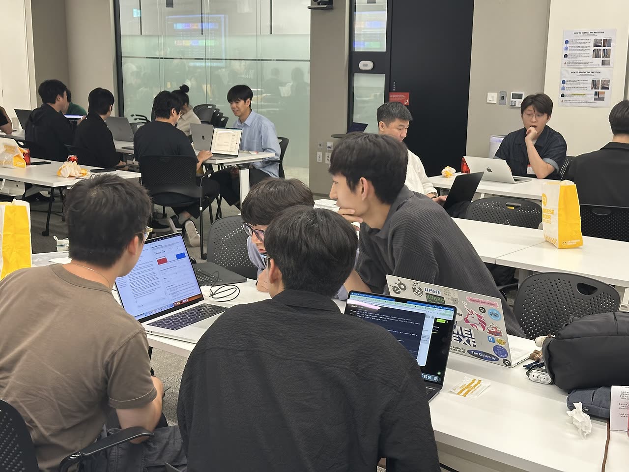 AI 에이전트에게 내 지갑을 줬다 현장 사진 56