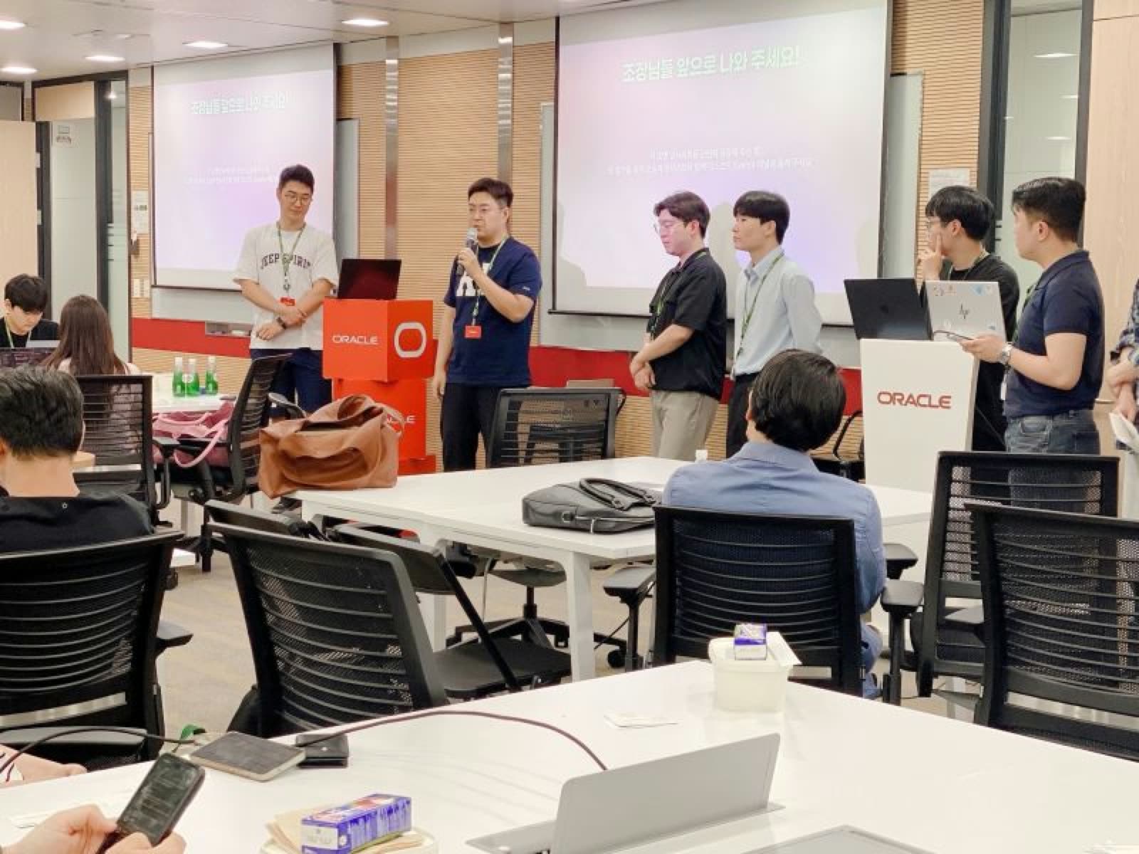 Oracle × 채널톡 현장 사진 23