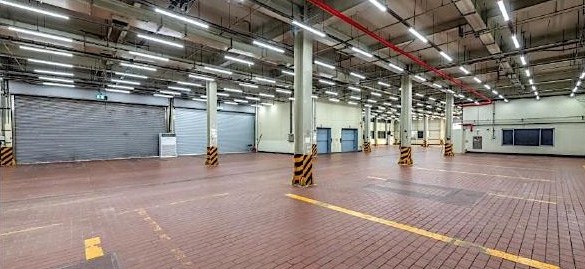 Hall D as delivered, an open floor